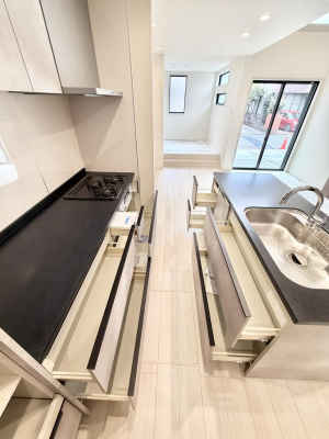 �L�b�`�� ����