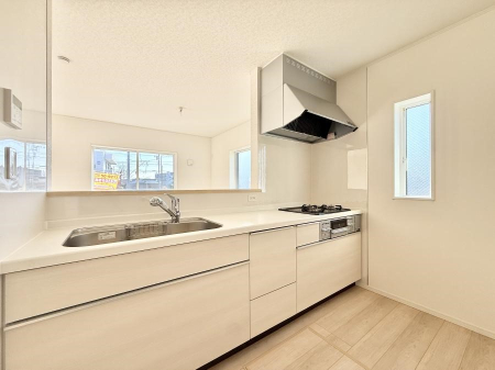 �L�b�`�� ���������y���݂ƐH�ׂ�K����͂���L�b�`��