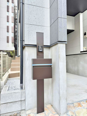 ���̑����� �ݔ����s�ݎ��ł��ו����󂯎���֗��ȑ�z�{�b�N�X