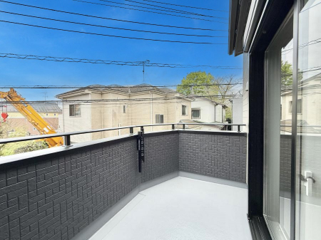 �o���R�j�[ ������ ���R��g�߂Ɋ�����A�J���I�ȃo���R�j�[