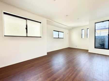 ���r���O ���������C�ɓ���̏ꏊ�ŁA�̂�т�Ƃ������Ԃ�