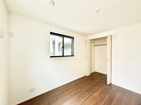 �q������ ����