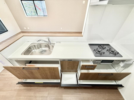 �L�b�`�� �������Ƒ����J��[�߂�A������̂���L�b�`��