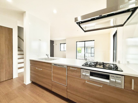 �L�b�`�� �������Ƒ����J��[�߂�A������̂���L�b�`��