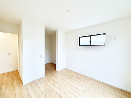 �q������ ����