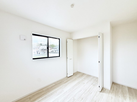 �q������ ����