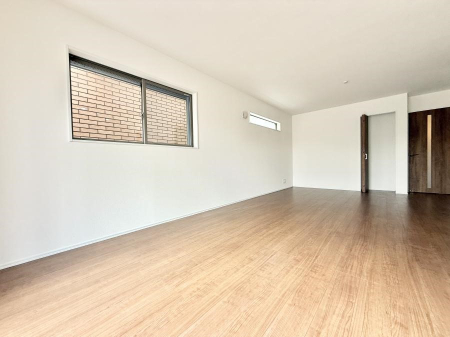 ���r���O ���������났�ƏΊ炪�W�܂�A�S���܂郊�r���O