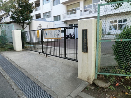 ���ӊ� ���w�Z 1060m ���l�s���������w�Z