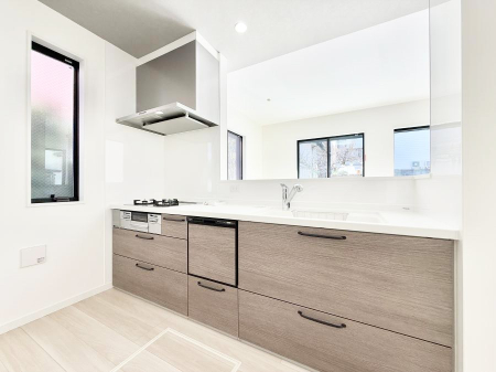 �L�b�`�� ���������y���݂ƐH�ׂ�K����͂���L�b�`��