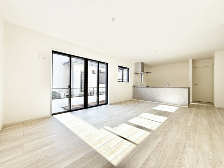 ���r���O ���������R�Ɖ�b�����܂��A�S�n�悢�ЂƂƂ�