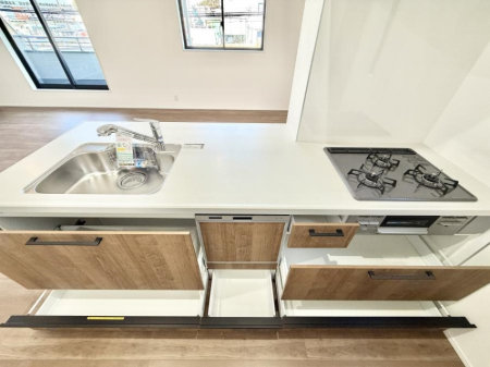 �L�b�`�� ����