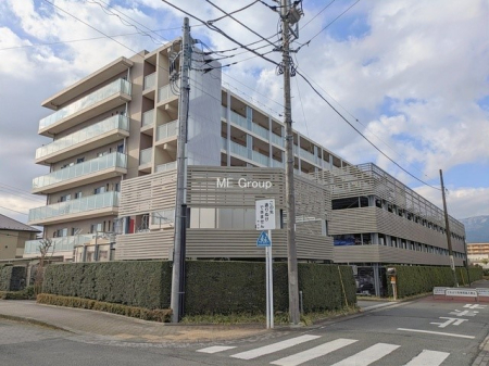 ���n�O�ώʐ^ �O�ρ��V������炵���n�܂�ꏊ�ŁA�Ƒ����J��[�߂�