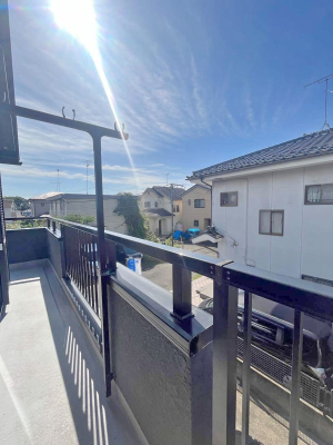 �o���R�j�[ ������ �G�߂̈ڂ낢����������J���I�ȋ�Ԃł�