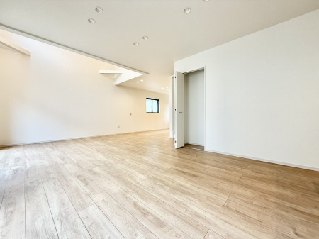 ���̑����� �������ӂƂ����u�ԂɍK����������A�S�n�悢�ꏊ