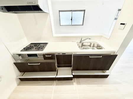 �L�b�`�� �������Ƒ����J��[�߂�A������̂���L�b�`��