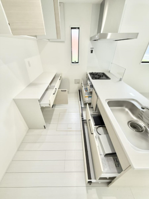 �L�b�`�� �����������������Ɗy�����Ȃ�A���K�ȃL�b�`�����