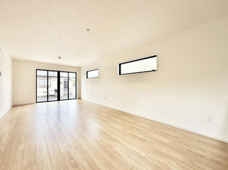 ���r���O �������V���v���������ґ�A��؂Ȑl�Ɖ߂����S���قǂ�����