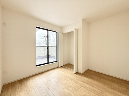 �q������ �������v���C�x�[�g��ԂƂ��ĐÂ��ŗ�������������񋟂��Ă���܂�