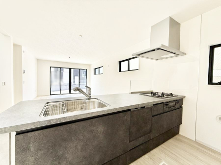 �L�b�`�� ���������y���݂ƐH�ׂ�K����͂���L�b�`��