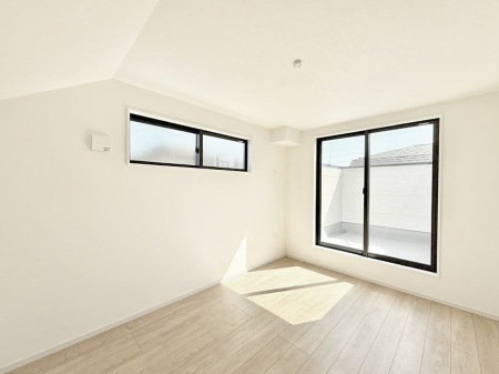 ���̑����� �������D��ŉ��₩�Ȏ��Ԃ��������