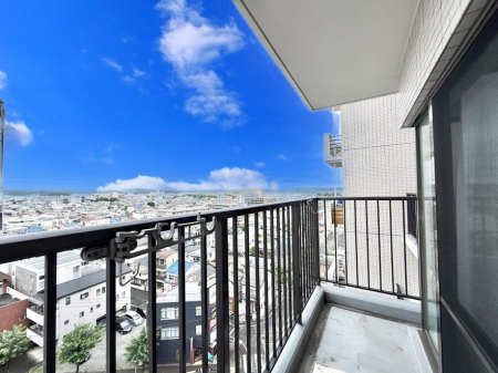 �o���R�j�[ ������ ���̃R�[�q�[���̐�����y���ށA�����̏ꏊ