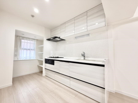 �L�b�`�� ���������y���݂ƐH�ׂ�K����͂���L�b�`��