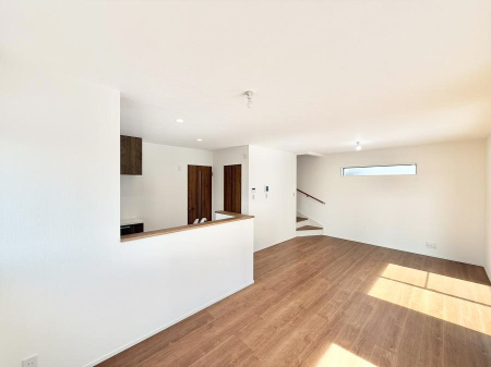 ���r���O ���������R�Ɖ�b�����܂��A�S�n�悢�ЂƂƂ�