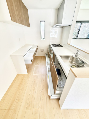 �L�b�`�� ���������y���݂ƐH�ׂ�K����͂���L�b�`��