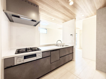 �L�b�`�� �������Ƒ����J��[�߂�A������̂���L�b�`��