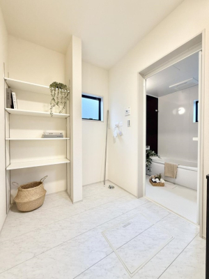 ���[ ���������[�X�y�[�X����I���Ќ��n�ł�����������