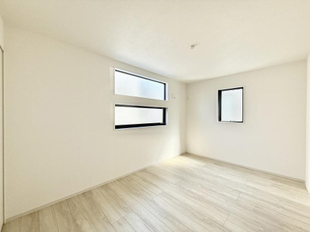 �q������ �������v���C�x�[�g��ԂƂ��ĐÂ��ŗ�������������񋟂��Ă���܂�