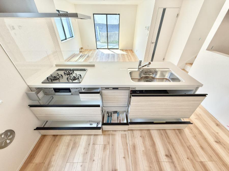 �L�b�`�� ����