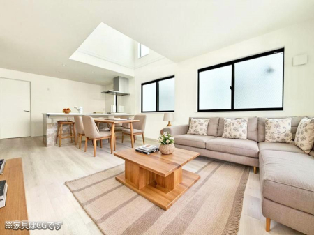 ���r���O ����