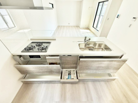 �L�b�`�� ����