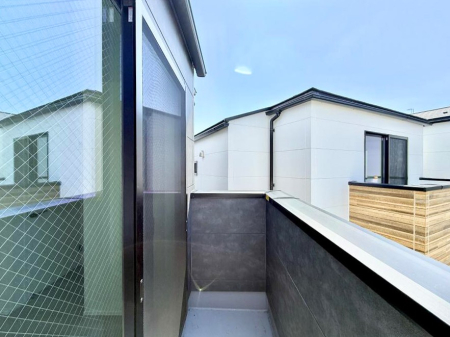 �o���R�j�[ ����