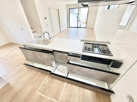�L�b�`�� 1����  ���Ƒ����J��[�߂�A������̂���L�b�`��