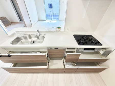 �L�b�`�� �������Ƒ����J��[�߂�A������̂���L�b�`��