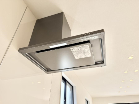 ���̑����� �ݔ����������̏��C����������C��ɗU������A�����I�ɔr�����ł��܂��B