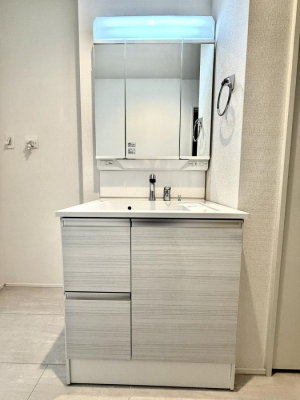 ���ʑ�E���ʏ� ����