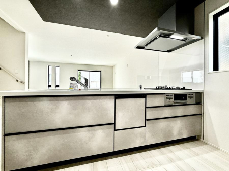 �L�b�`�� ����