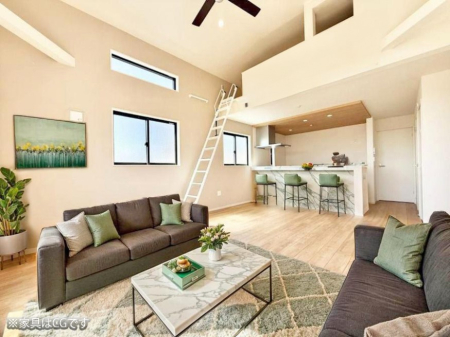 ���r���O ���������났�ƏΊ炪�W�܂�A�S���܂郊�r���O