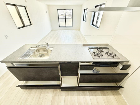 �L�b�`�� �������Ƒ����J��[�߂�A������̂���L�b�`��