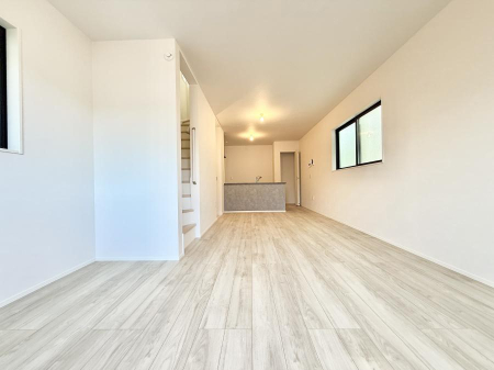 ���r���O ���������났�ƏΊ炪�W�܂�A�S���܂郊�r���O