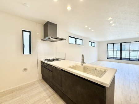 �L�b�`�� ����