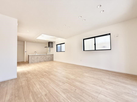 ���r���O ������LDK25���ȏ�A���g�[�{�������ŊJ�����̂��郊�r���O