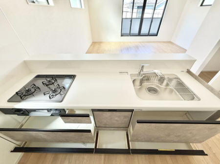 �L�b�`�� �������A�C�f�A�L����A�N���G�C�e�B�u�ȗ������