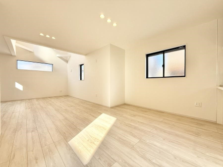 ���r���O �������Ƒ��̎��Ԃ��ʂ�A���K�Ŗ��������