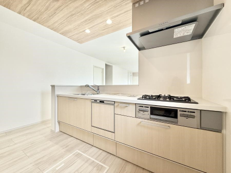 �L�b�`�� �������Ƒ����J��[�߂�A������̂���L�b�`��