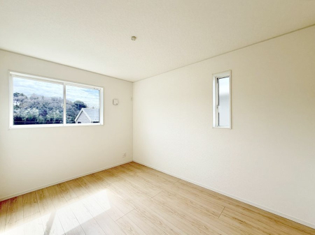 �q������ �������v���C�x�[�g��ԂƂ��ĐÂ��ŗ�������������񋟂��Ă���܂�