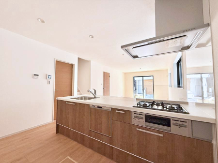 �L�b�`�� �������V���v���Ŕ������S�n�悢���Ԃ𐶂ރL�b�`�����